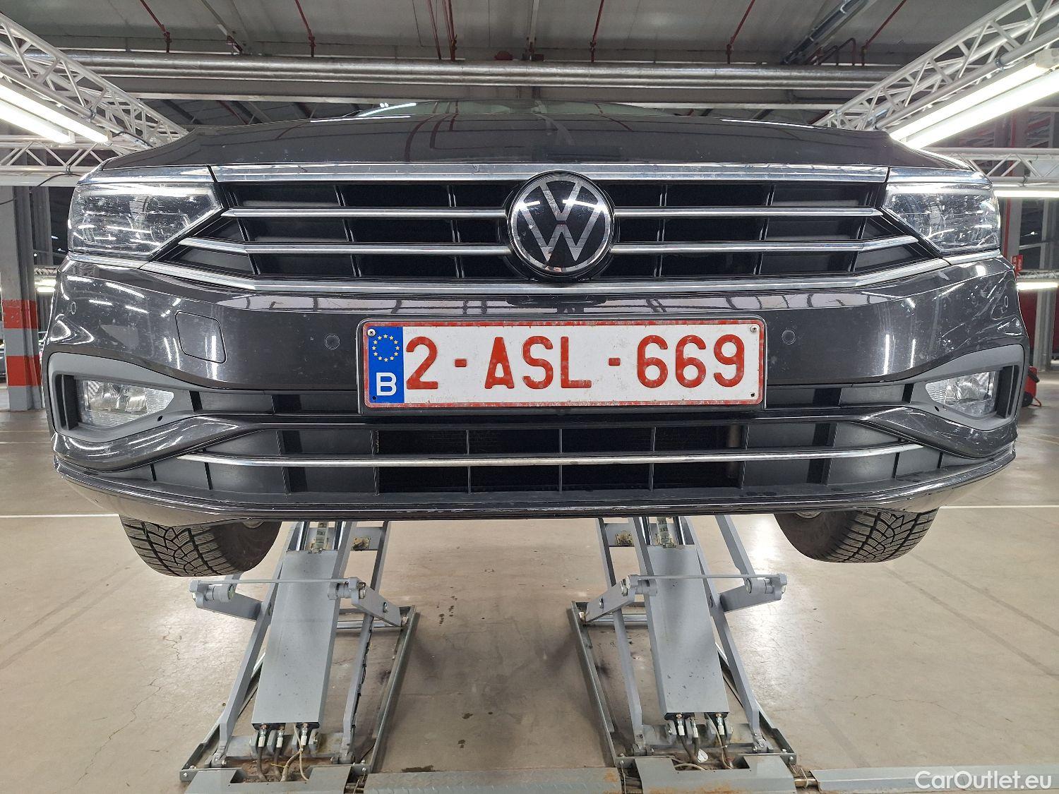  Volkswagen  Passat VW,  Variant FL'19, Volkswagen  Variant 2.0 TDI 90kW DSG Style B #1