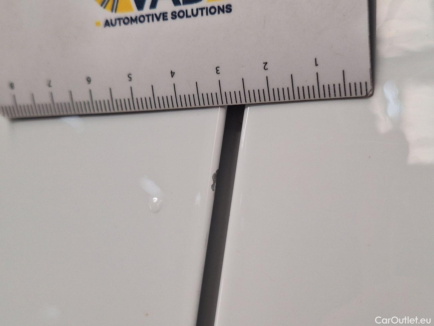  MG  EHS MG,  '20 PHEV, MG  1.5T Luxury 5d #17