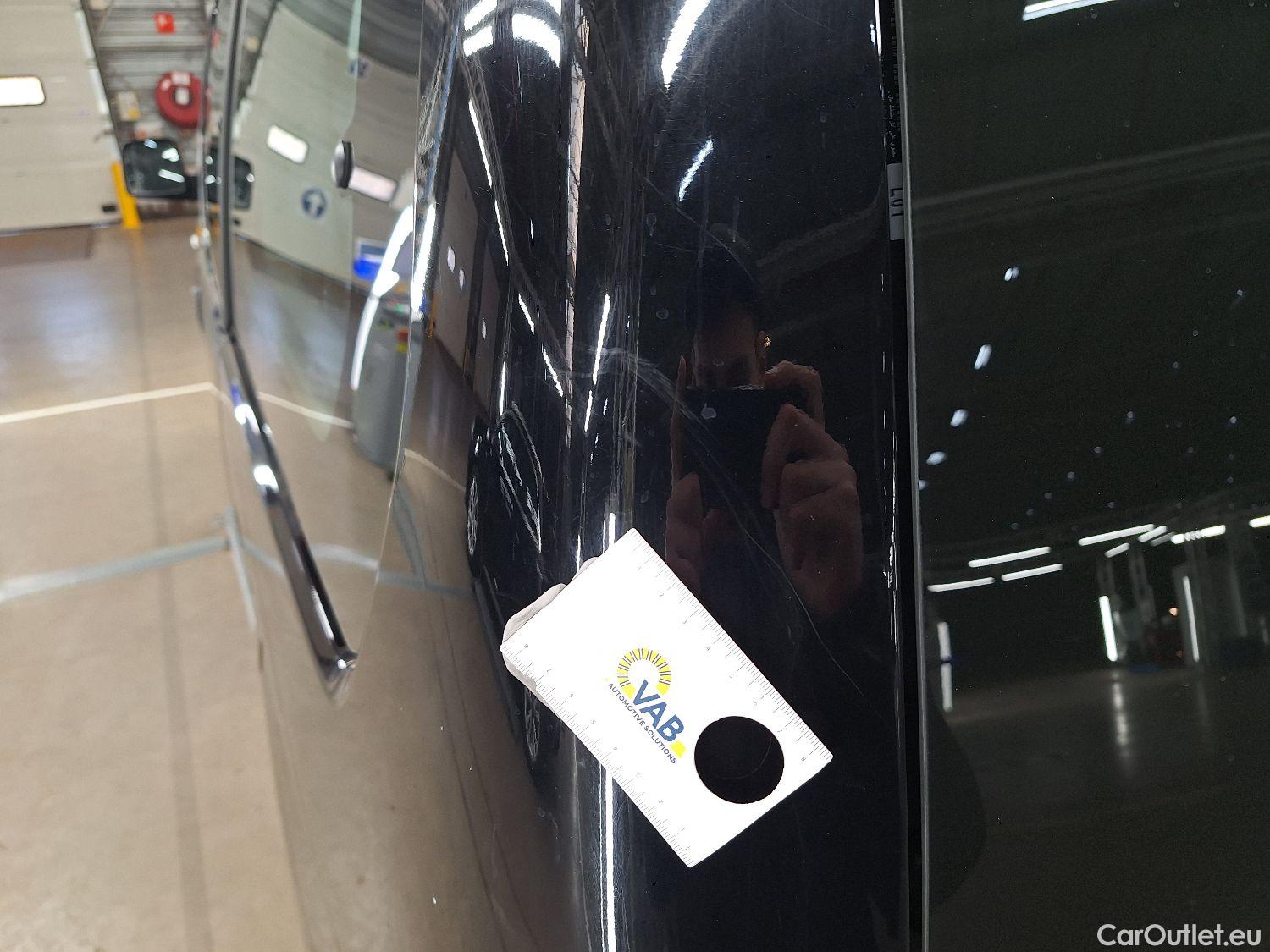  Hyundai  H-1 Hyundai, , Hyundai  People 2.5 CRDi 100kW Executive 5d #50