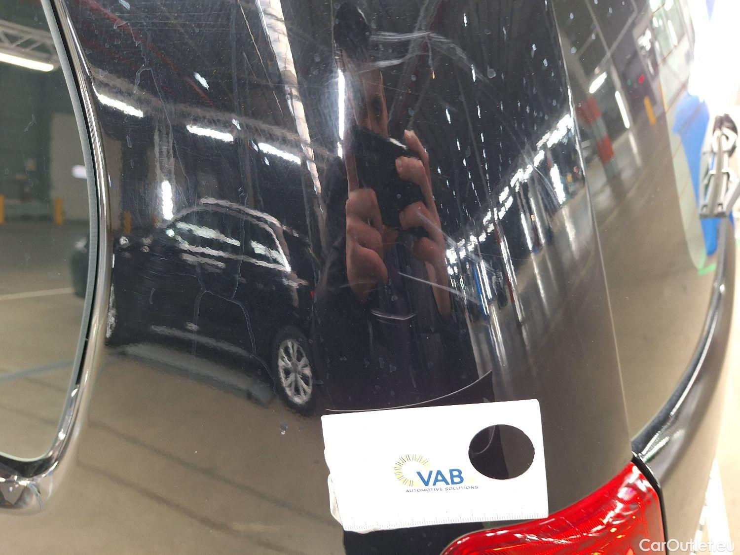  Hyundai  H-1 Hyundai, , Hyundai  People 2.5 CRDi 100kW Executive 5d #49