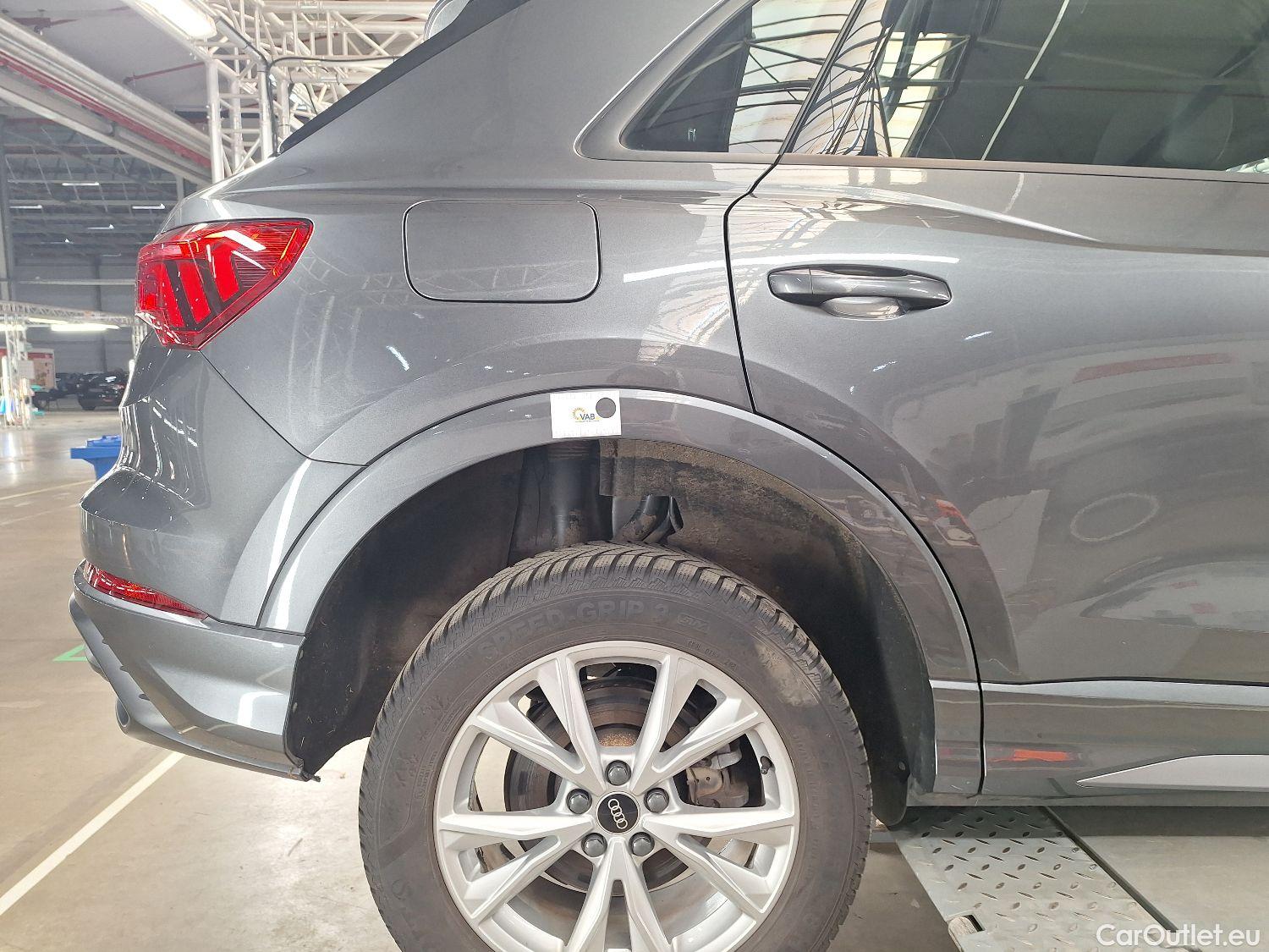  Audi  Q3 Audi,  '18 PHEV, Audi  45 TFSI e S tronic S Line 5d #29