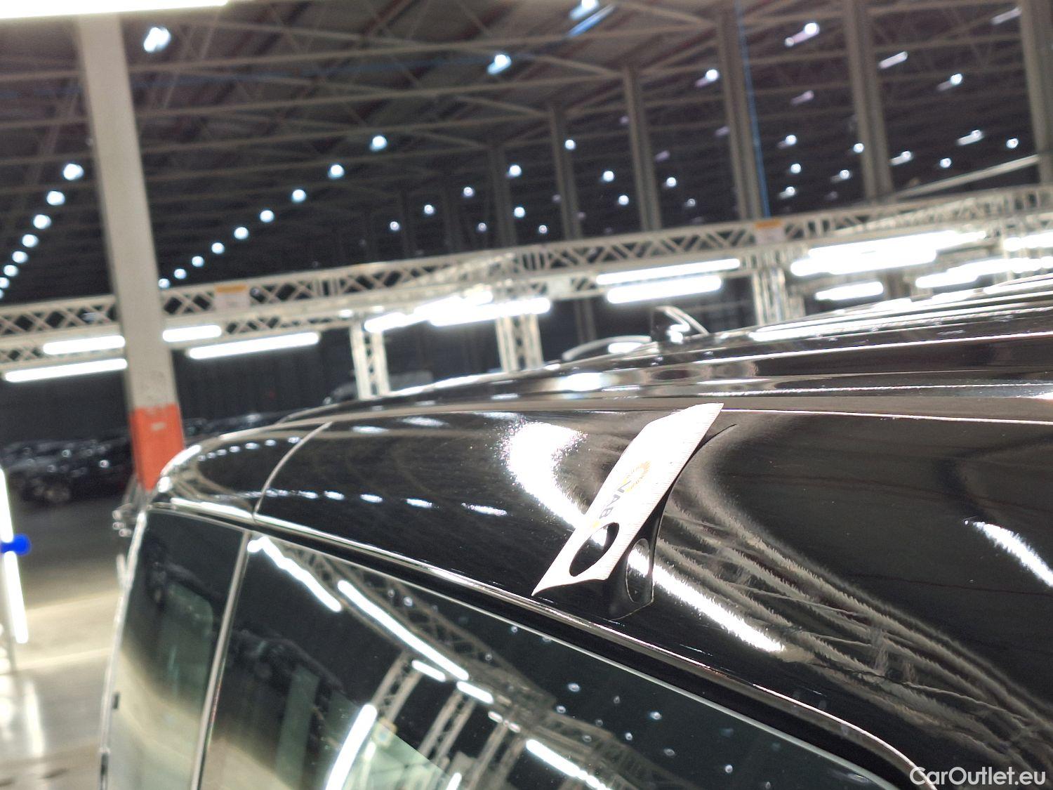  Hyundai  H-1 Hyundai, , Hyundai  People 2.5 CRDi 100kW Executive 5d #43