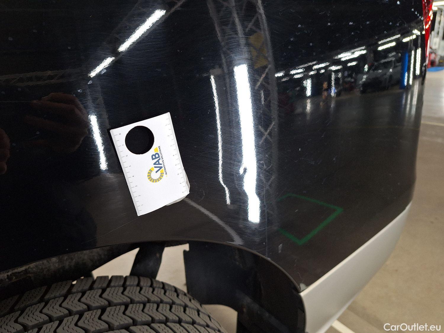  Hyundai  H-1 Hyundai, , Hyundai  People 2.5 CRDi 100kW Executive 5d #53