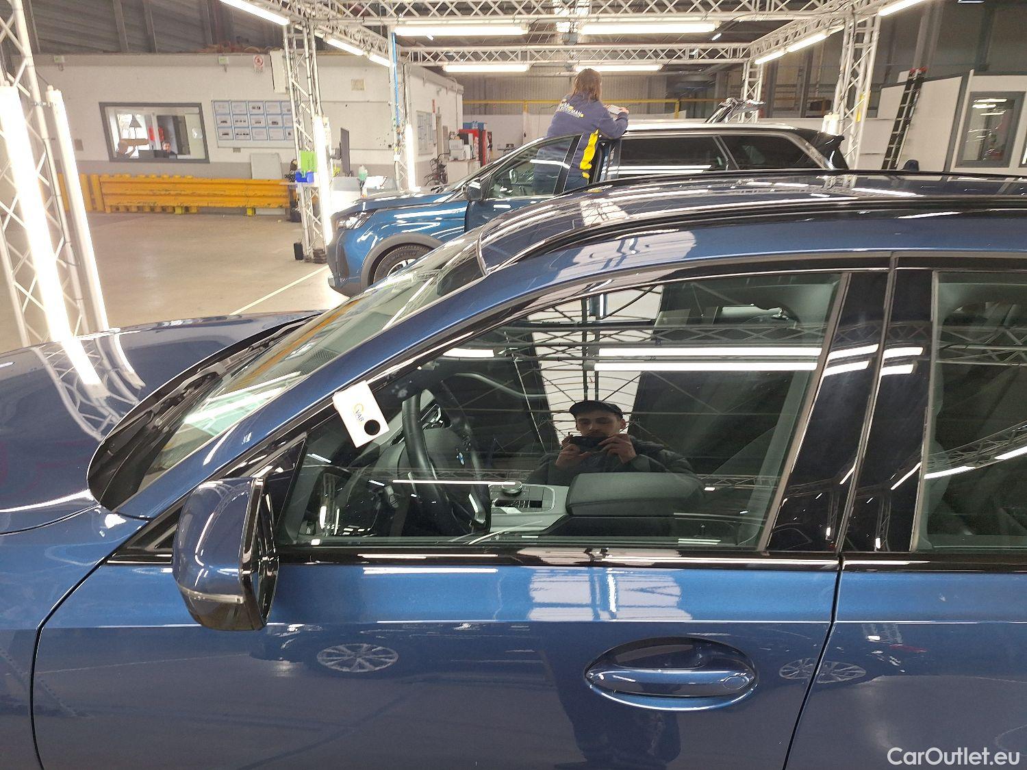  Bmw  Serie 3 BMW, 3-serie Touring '18, BMW 3 Reeks Touring 320d xDrive (140 kW) 5d #46