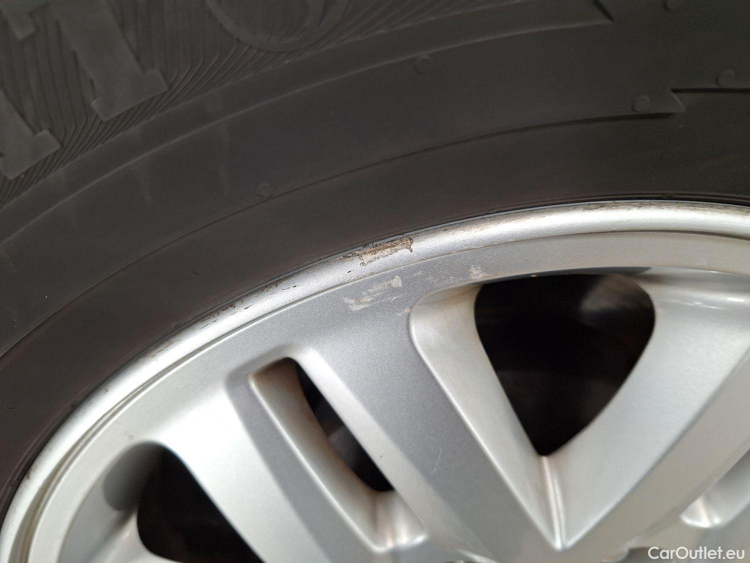  Hyundai  H-1 Hyundai, , Hyundai  People 2.5 CRDi 100kW Executive 5d #8