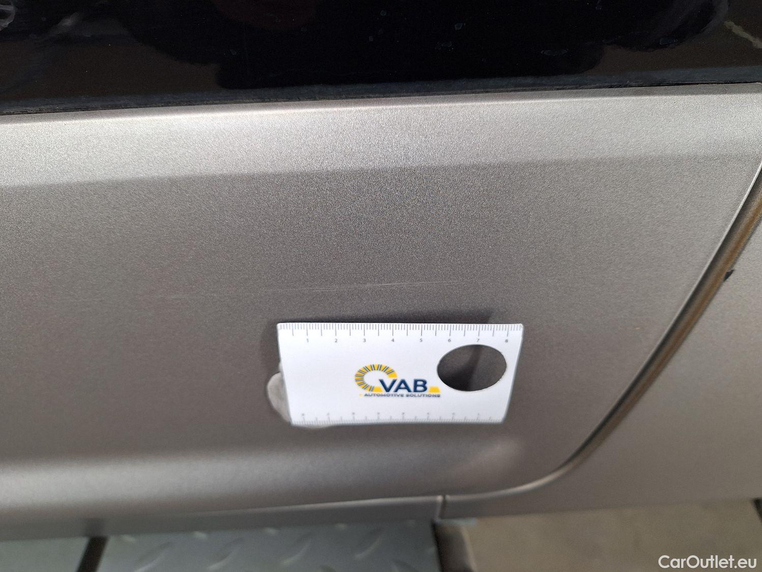  Hyundai  H-1 Hyundai, , Hyundai  People 2.5 CRDi 100kW Executive 5d #13