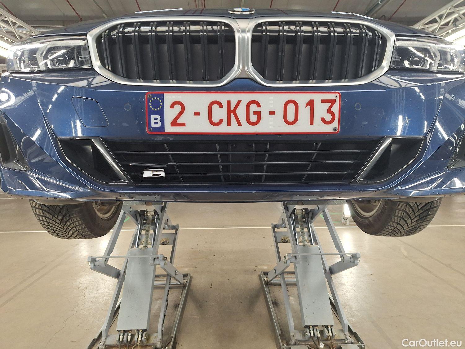  Bmw  Serie 3 BMW, 3-serie Touring '18, BMW 3 Reeks Touring 320d xDrive (140 kW) 5d #5