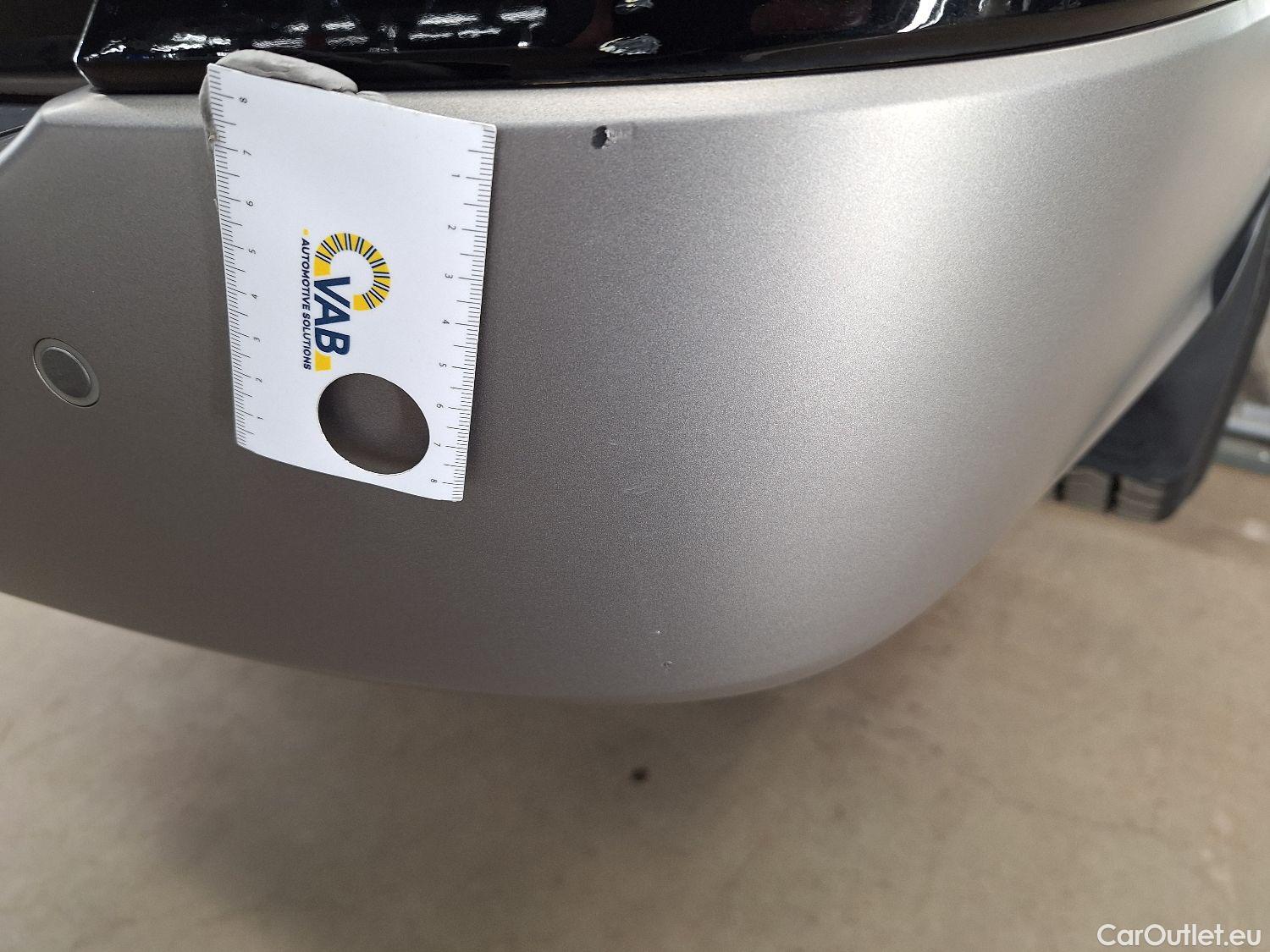  Hyundai  H-1 Hyundai, , Hyundai  People 2.5 CRDi 100kW Executive 5d #31