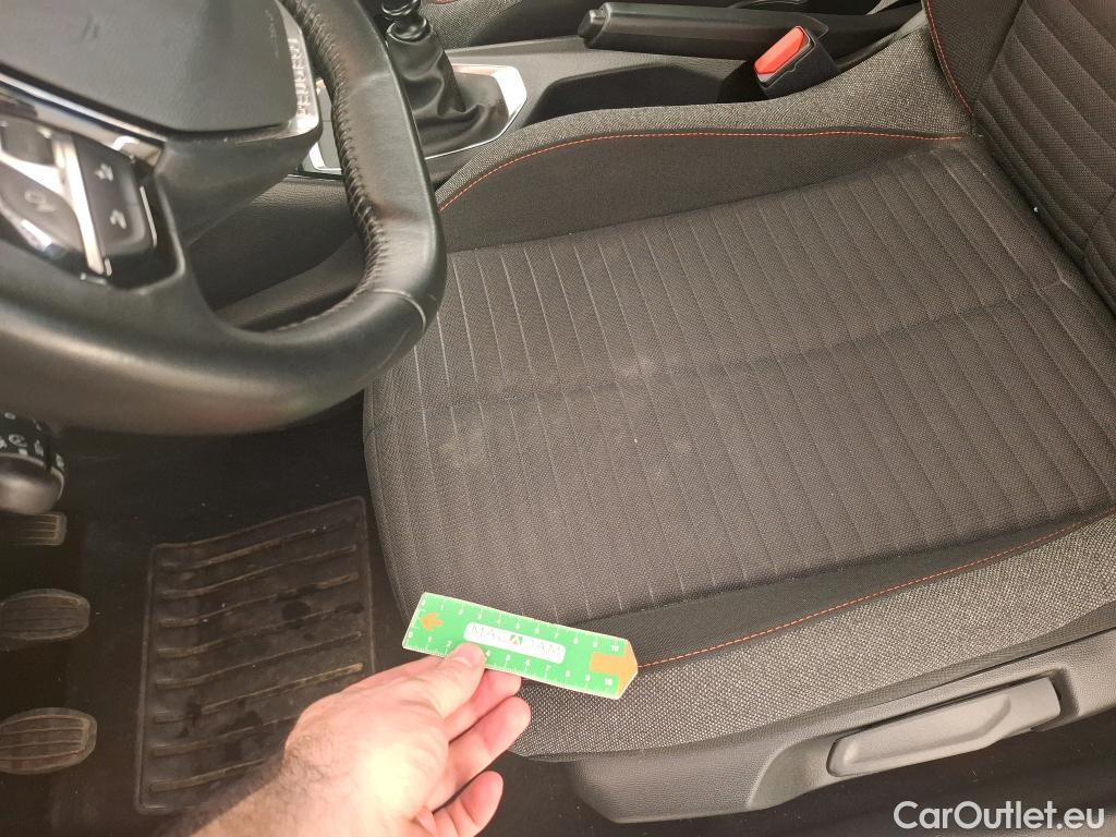  Peugeot  2008  Active Business 1.2 PureTech 100CV BVM6 E6d #18