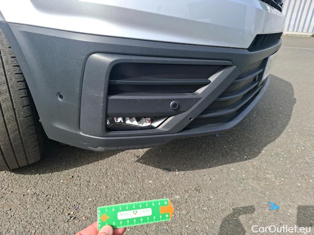  Volkswagen  Crafter  Fourgon Fourgon Business Line L3H3 FWD 35 2.0 TDI 175CV BVA8 E6d #7