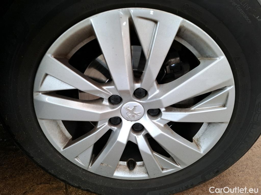  Peugeot  3008  Active Business 1.2 PureTech 130CV BVA8 E6d #9