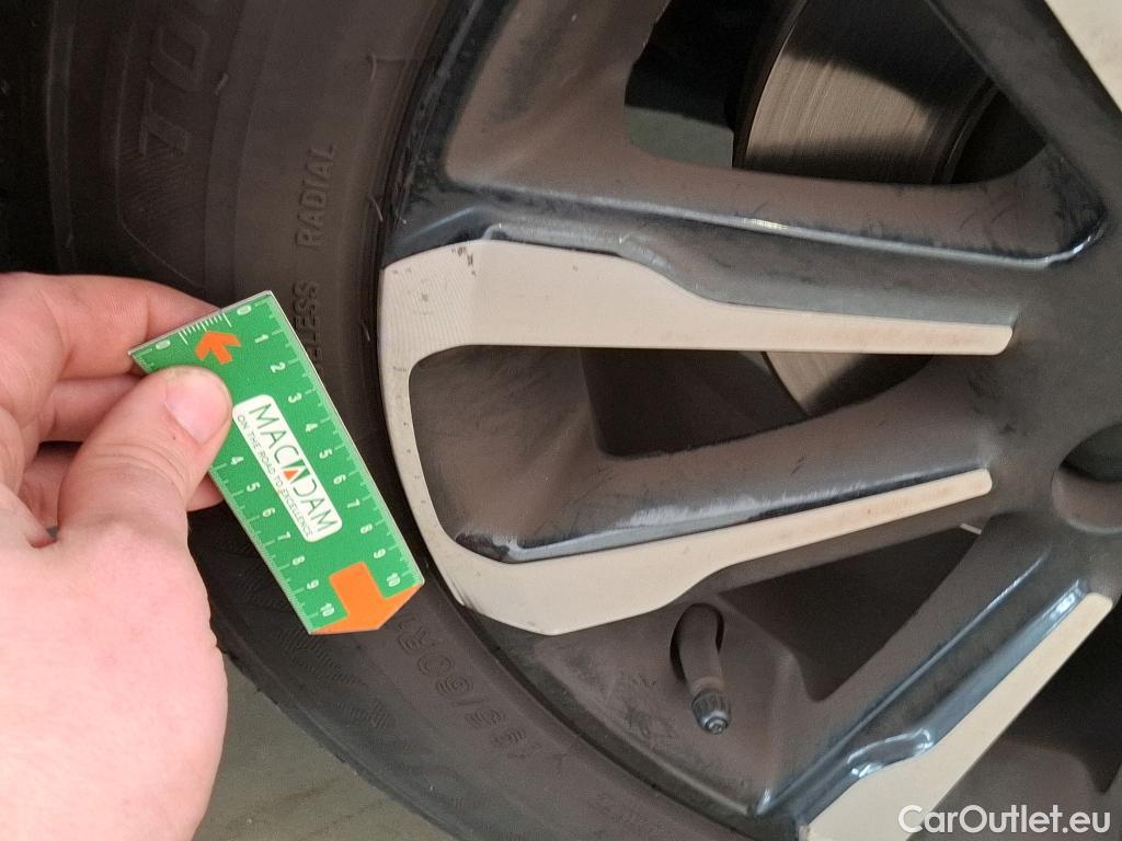  Opel  Crossland  X Elegance Business 1.2 Turbo 110CV BVM6 E6d #17