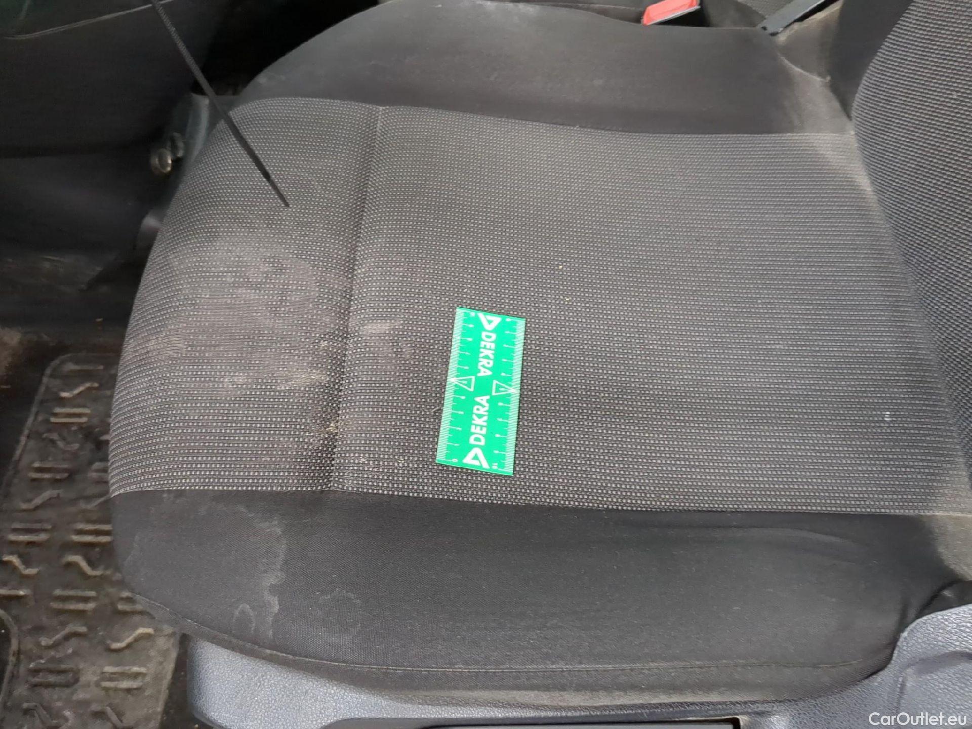  Toyota  Proace TOYOTA  City / 2019 / 4P / Fourgonnette 1.5 Medium 75 D-4D Business #2