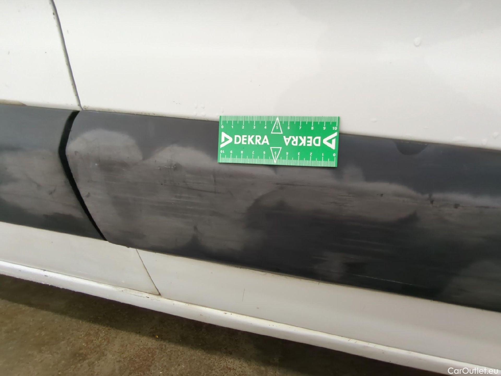  Toyota  Proace TOYOTA  City / 2019 / 4P / Fourgonnette 1.5 Medium 75 D-4D Business #18