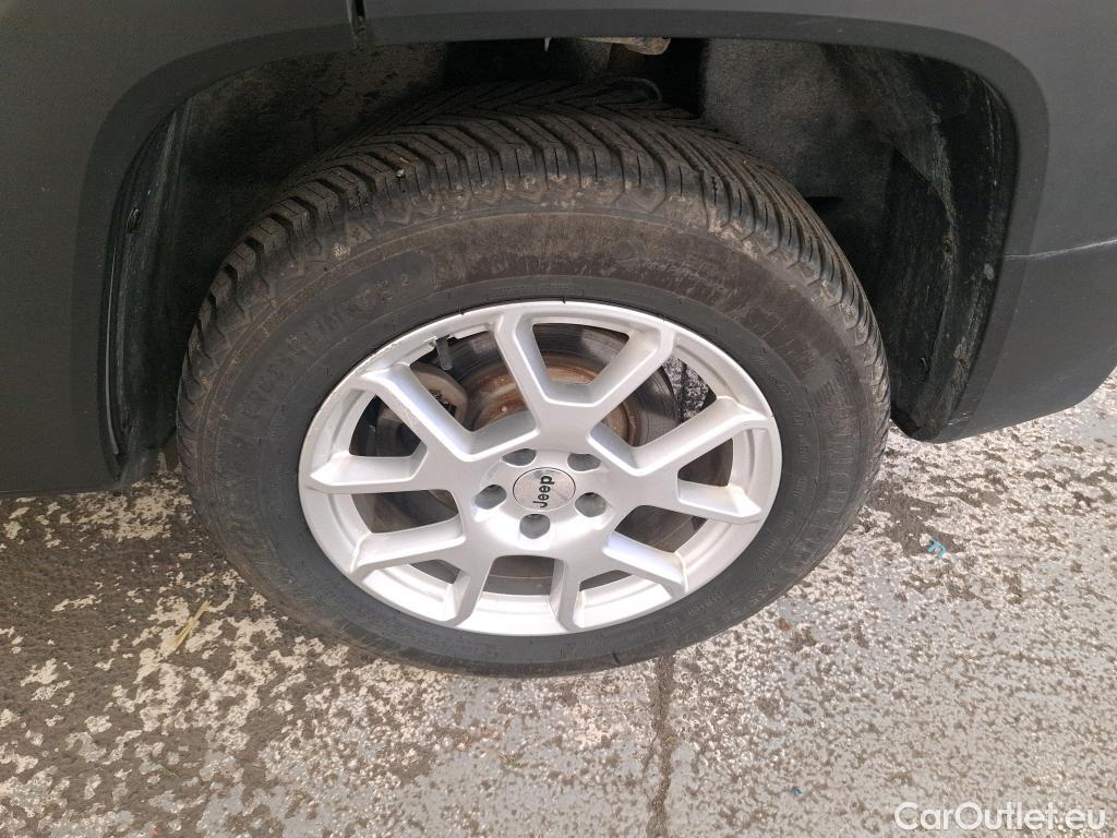  Jeep  Patriot JEEP Renegade / 2018 / 5P / SUV 1.3 TURBO T4 190PS 4XE LIMITED #1