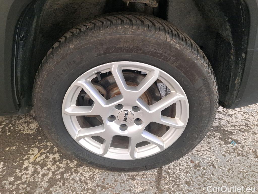  Jeep  Patriot JEEP Renegade / 2018 / 5P / SUV 1.3 TURBO T4 190PS 4XE LIMITED #6