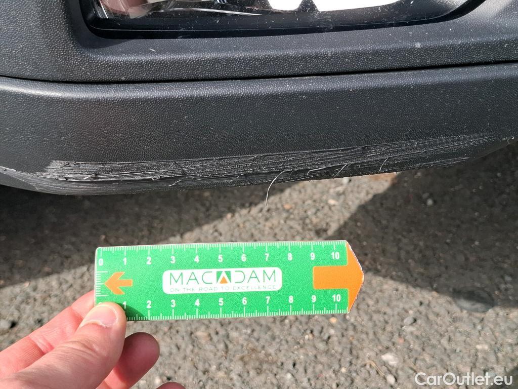  Volkswagen  Crafter  Fourgon Fourgon Business Line L3H3 FWD 35 2.0 TDI 175CV BVA8 E6d #8