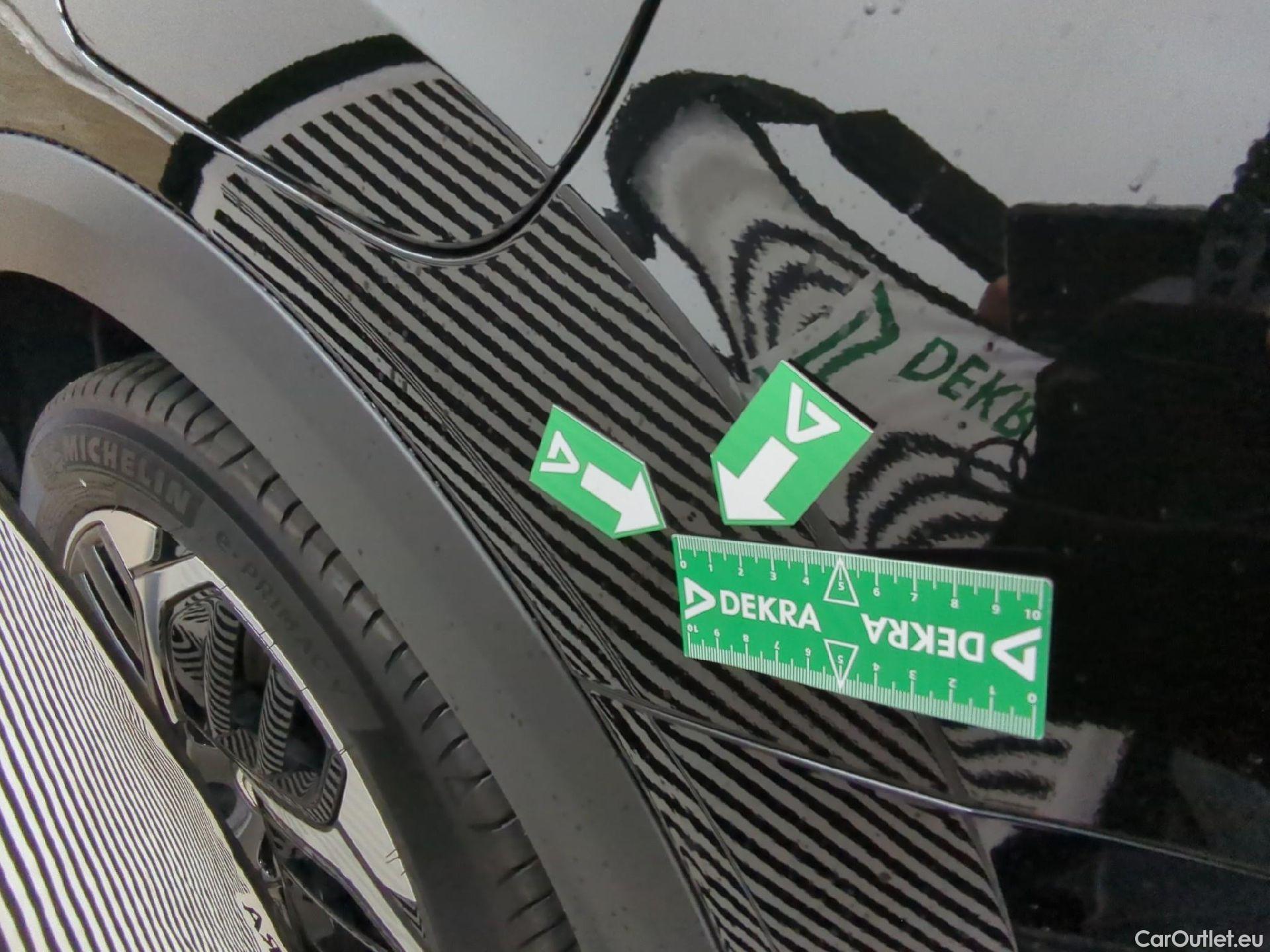  Citroen  C4 CITROEN  X / 2022 / 4P / Berline PureTech 130 S&S EAT8 Shine #6