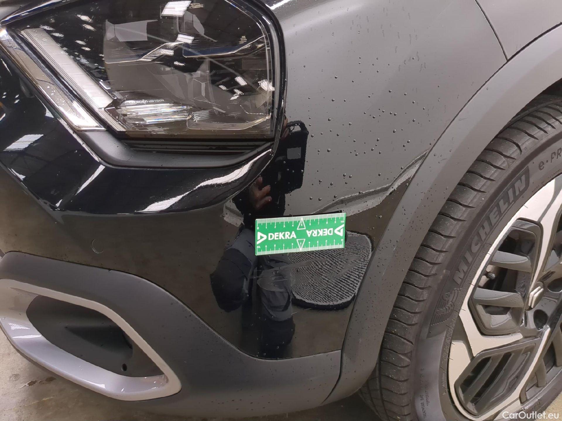  Citroen  C4 CITROEN  X / 2022 / 4P / Berline PureTech 130 S&S EAT8 Shine #4