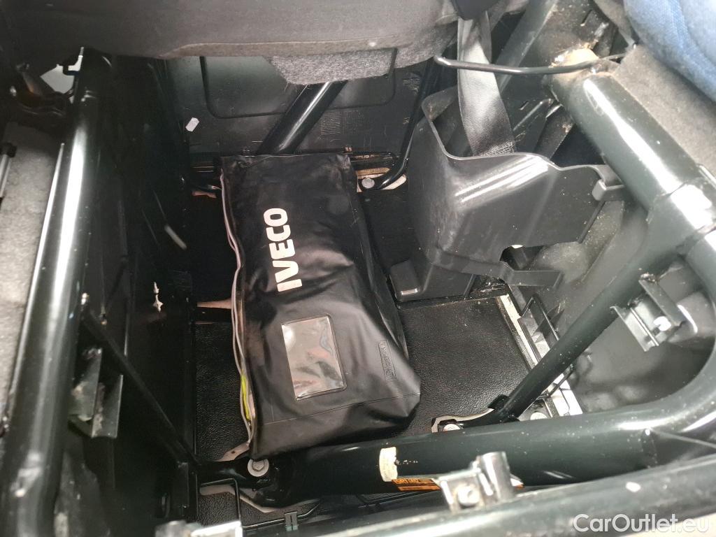  Iveco  Daily IVECO  VU 4p Fourgon 35S14NA8 V11 H2 3520 B POWER #12