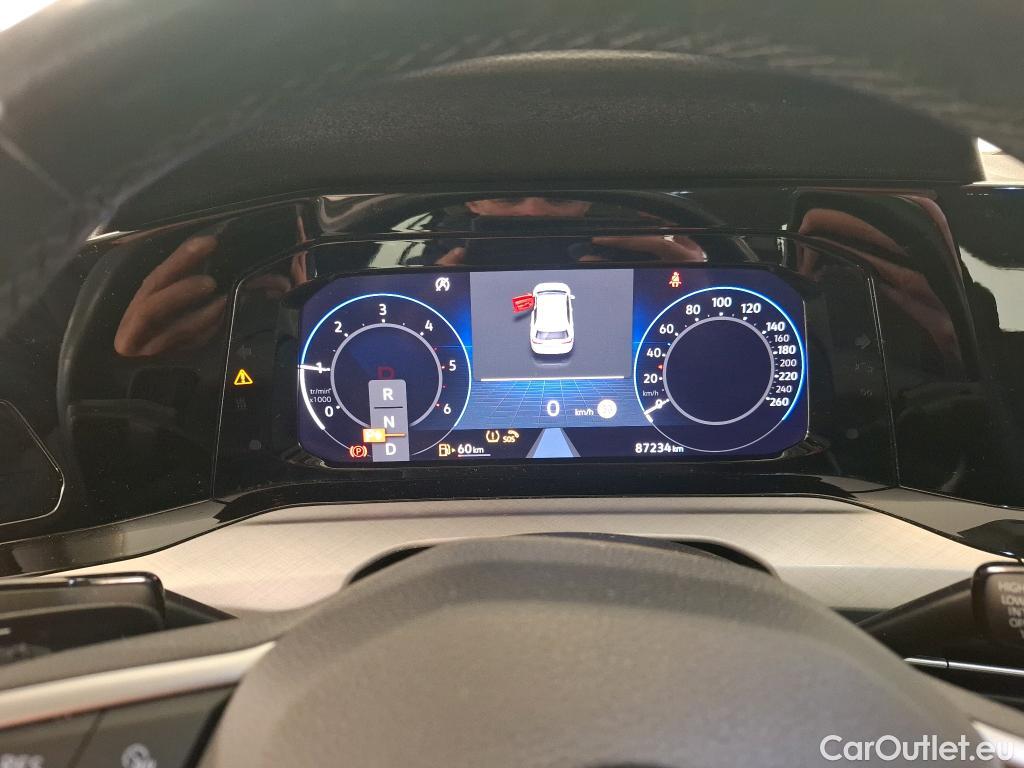  Volkswagen  Golf  VOLKSWAGEN / 2020 / 5P / Berline 2.0 TDI SCR 115 DSG7 Life Busi 1st #18