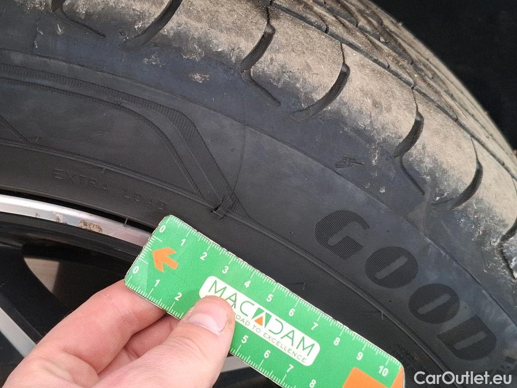  Bmw  X1 Série  sDrive 20i Lounge 2.0 190CV BVA7 E6 #3