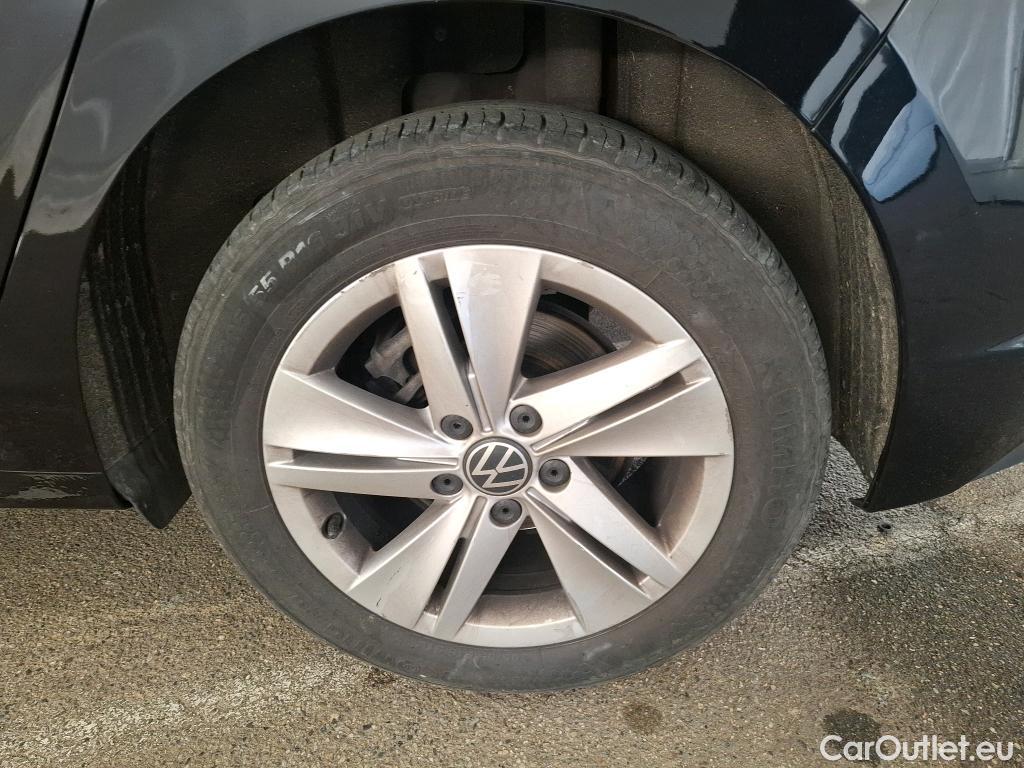  Volkswagen  Golf  VOLKSWAGEN / 2020 / 5P / Berline 2.0 TDI SCR 115 DSG7 Life Busi 1st #11