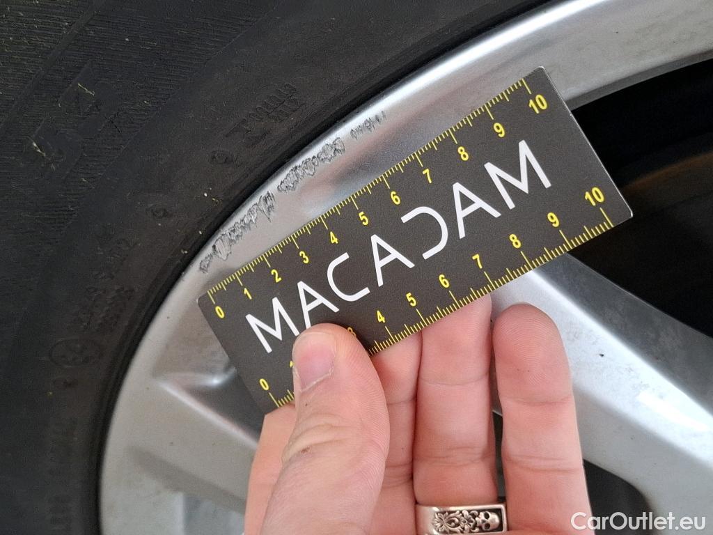  Lexus  NX LEXUS  / 2017 / 5P / SUV 2.5 300H Luxe 4WD AUTO #33