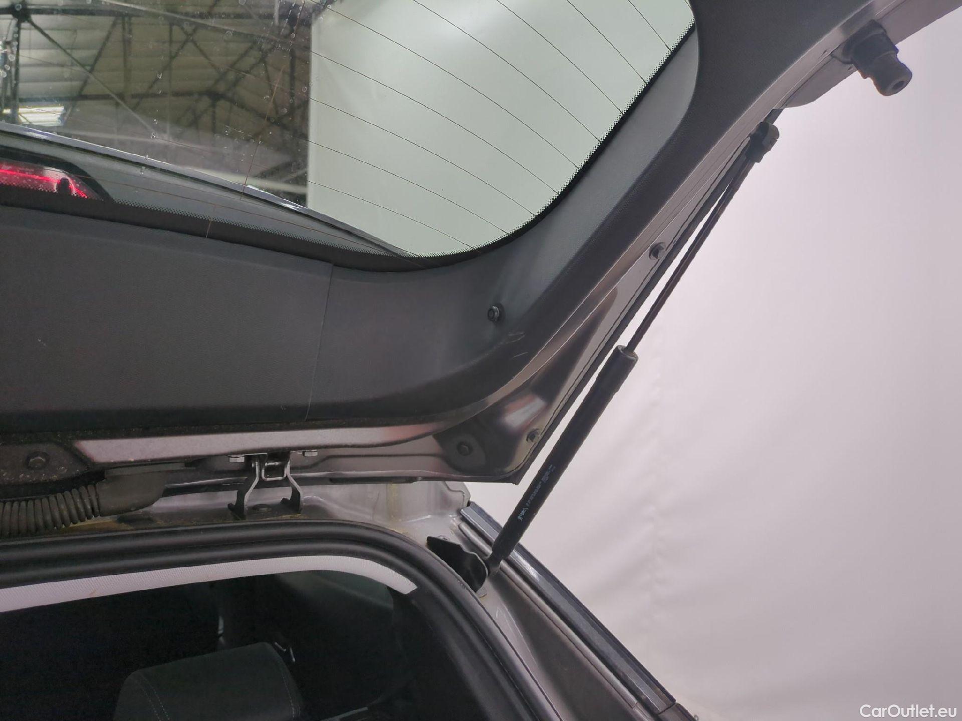  Peugeot  2008  Allure Business 1.5 HDi 110CV BVM6 E6d #8