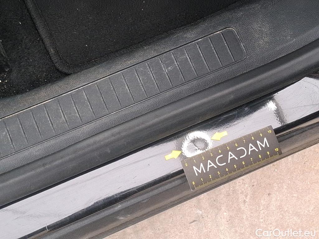  Ford  Kuga FORD  / 2019 / 5P / SUV 2.5 Dur 225 hybrid PHEV Pshift Titanium #19