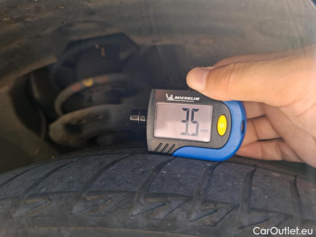  Nissan  Juke NISSAN  / 2019 / 5P / Crossover DIG-T 114 BVM6 Business Edition #5