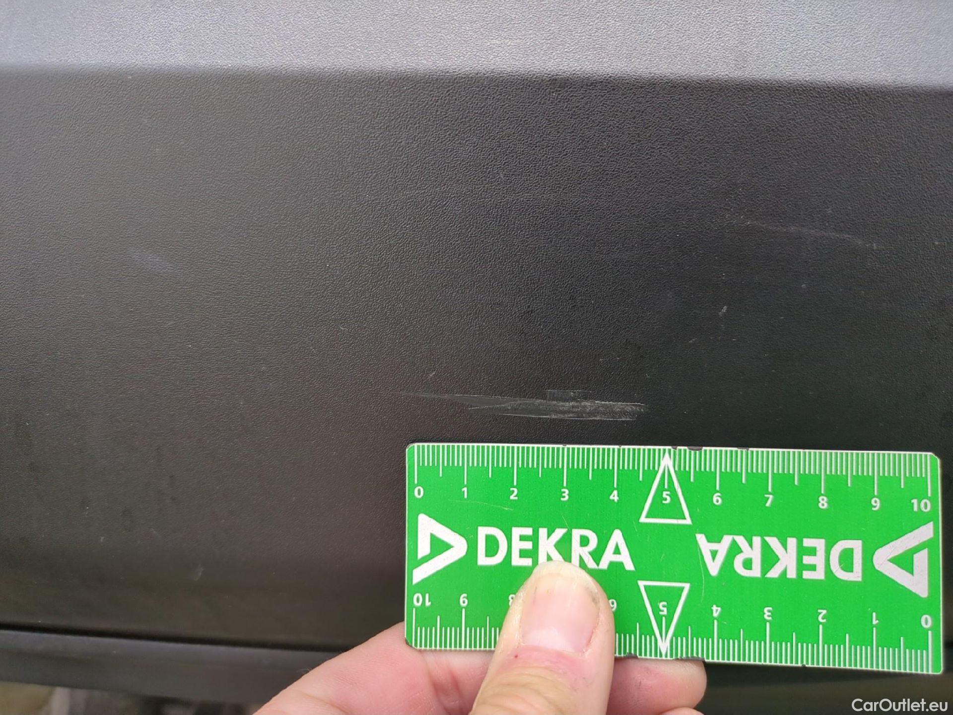  Peugeot  2008  Allure Business 1.5 HDi 110CV BVM6 E6d #23