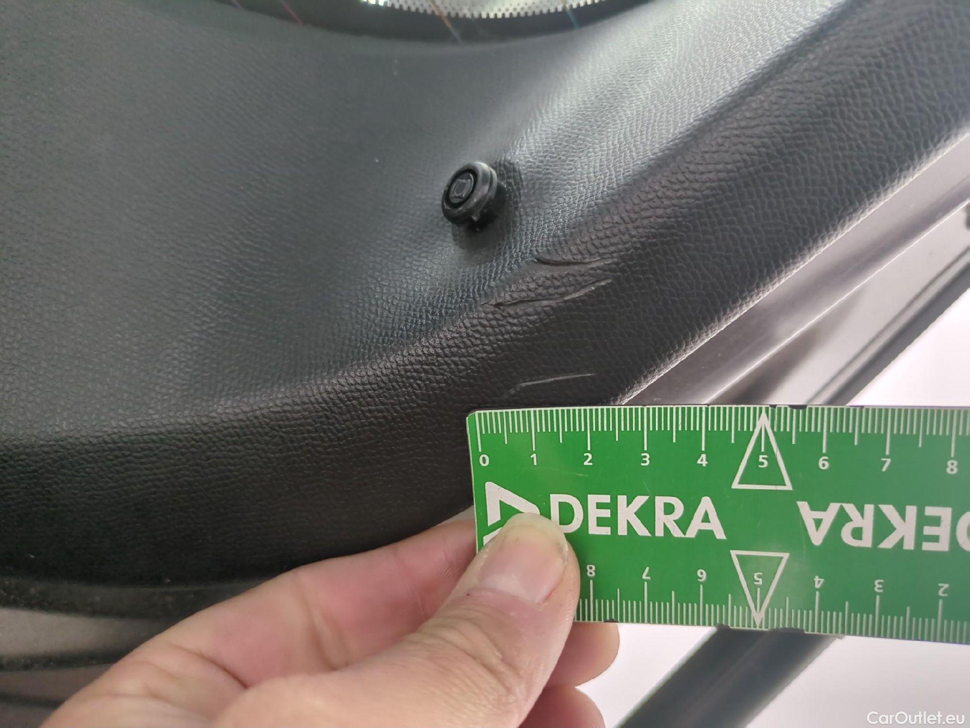  Peugeot  2008  Allure Business 1.5 HDi 110CV BVM6 E6d #9