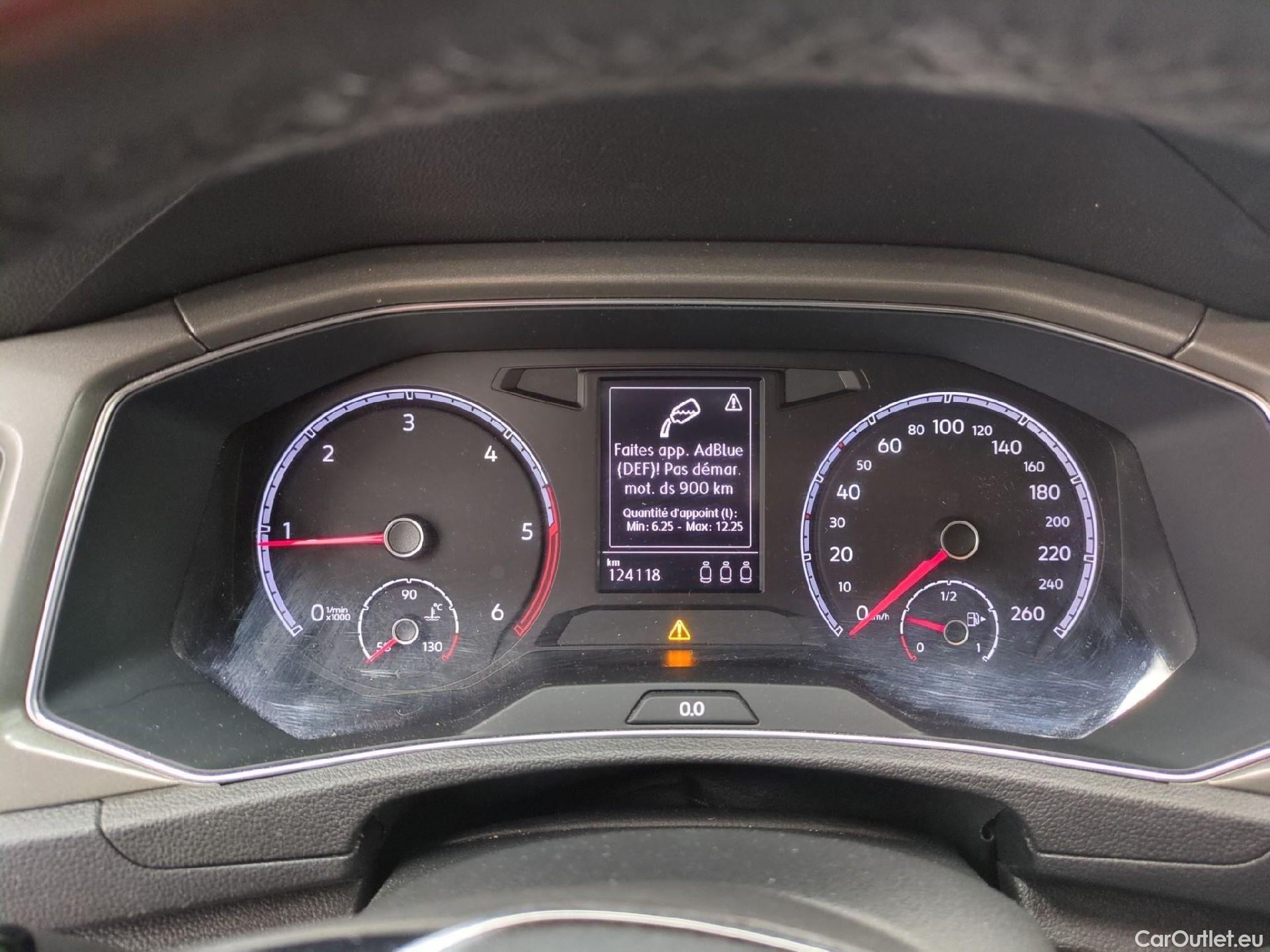  Volkswagen  T-ROC VOLKSWAGEN  / 2017 / 5P / SUV 2.0 TDI 150 LOUNGE BUSINESS DSG7 #7