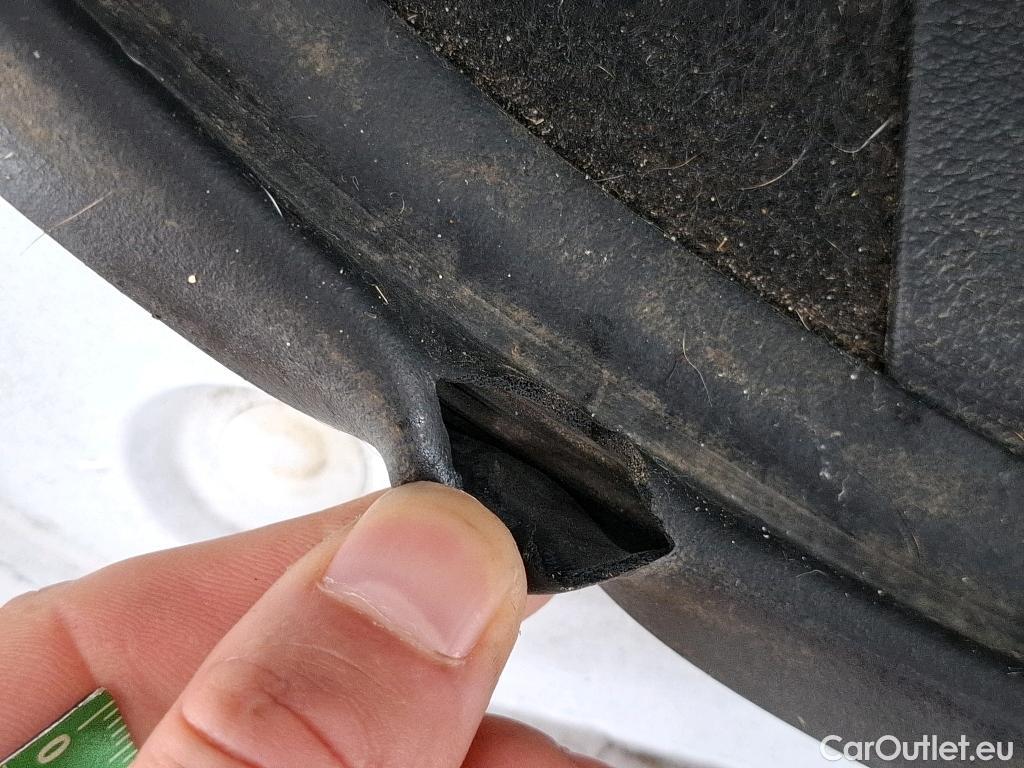  KIA  XCeed KIA  / 2022 / 5P / Crossover 1.6 GDI PHEV LOUNGE DCT6 #3