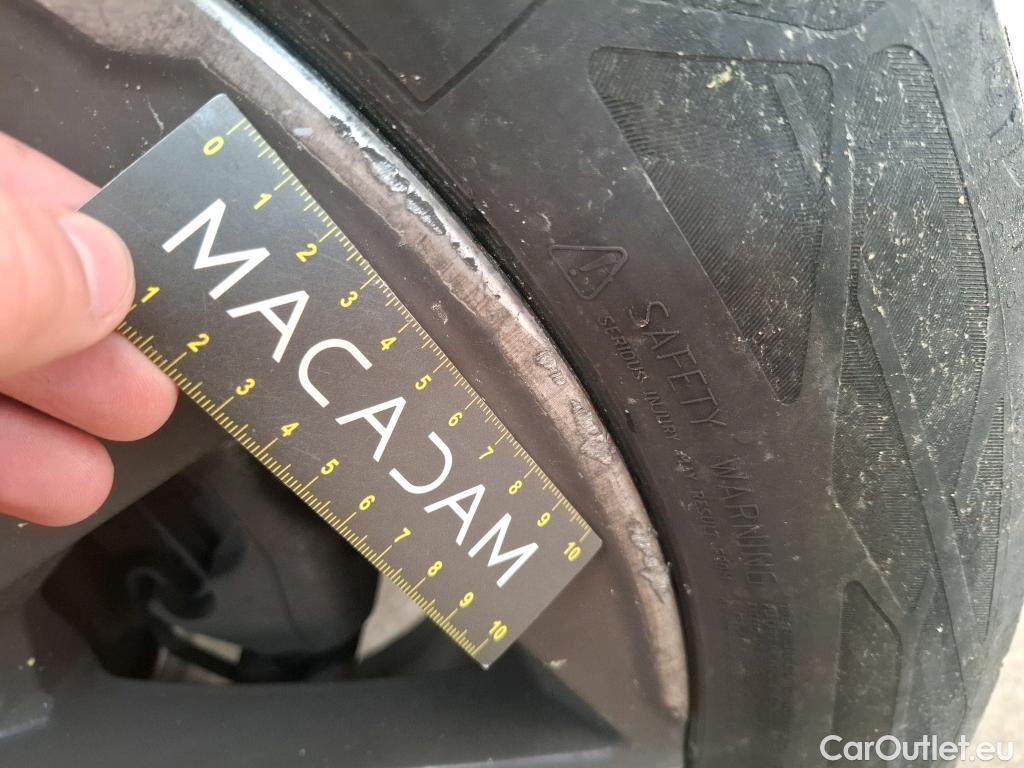  Nissan  Qashqai NISSAN  / 2021 / 5P / Crossover 1.3 MHEV 158ch Xtronic N-Style(SP) #28