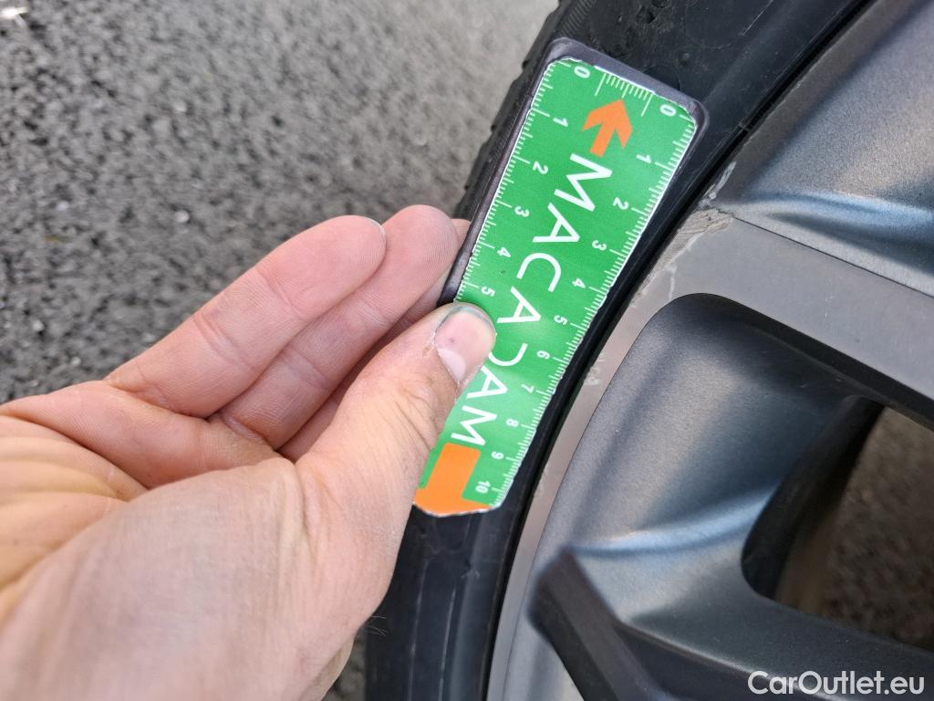  Hyundai  Konna HYUNDAI Kona / 2020 / 5P / SUV 1.6 HYBRID 141 EXECUTIVE HEV #13