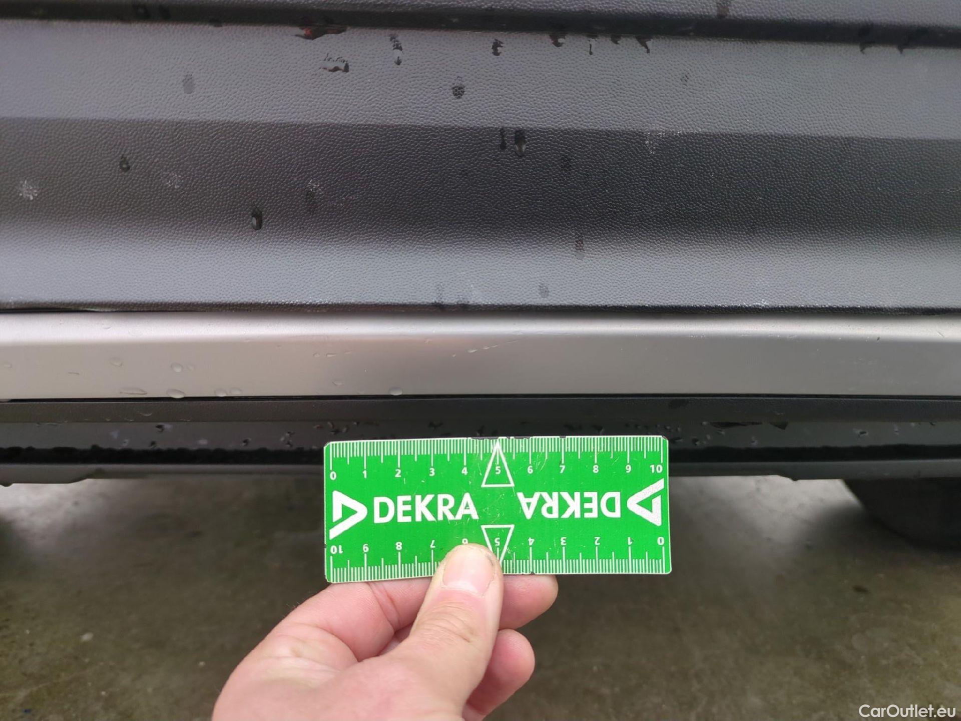  Volkswagen  T-ROC VOLKSWAGEN  / 2017 / 5P / SUV 2.0 TDI 150 LOUNGE BUSINESS DSG7 #26