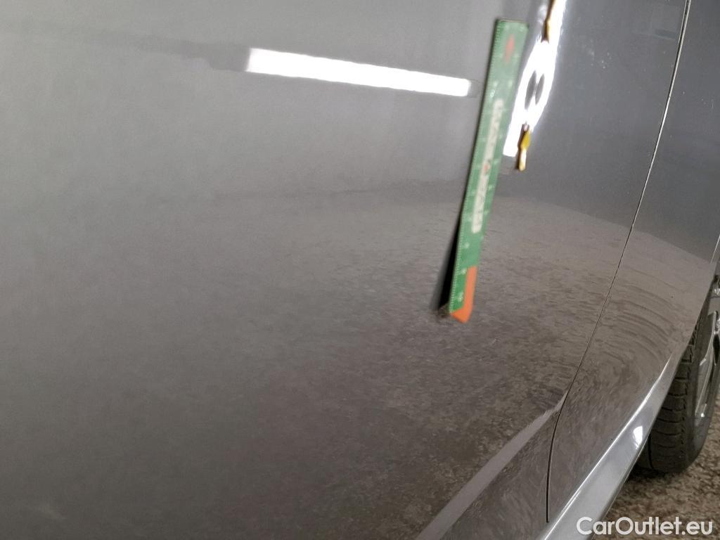  Peugeot  208  Active Pack 1.5 HDi 100CV BVM6 E6d #15