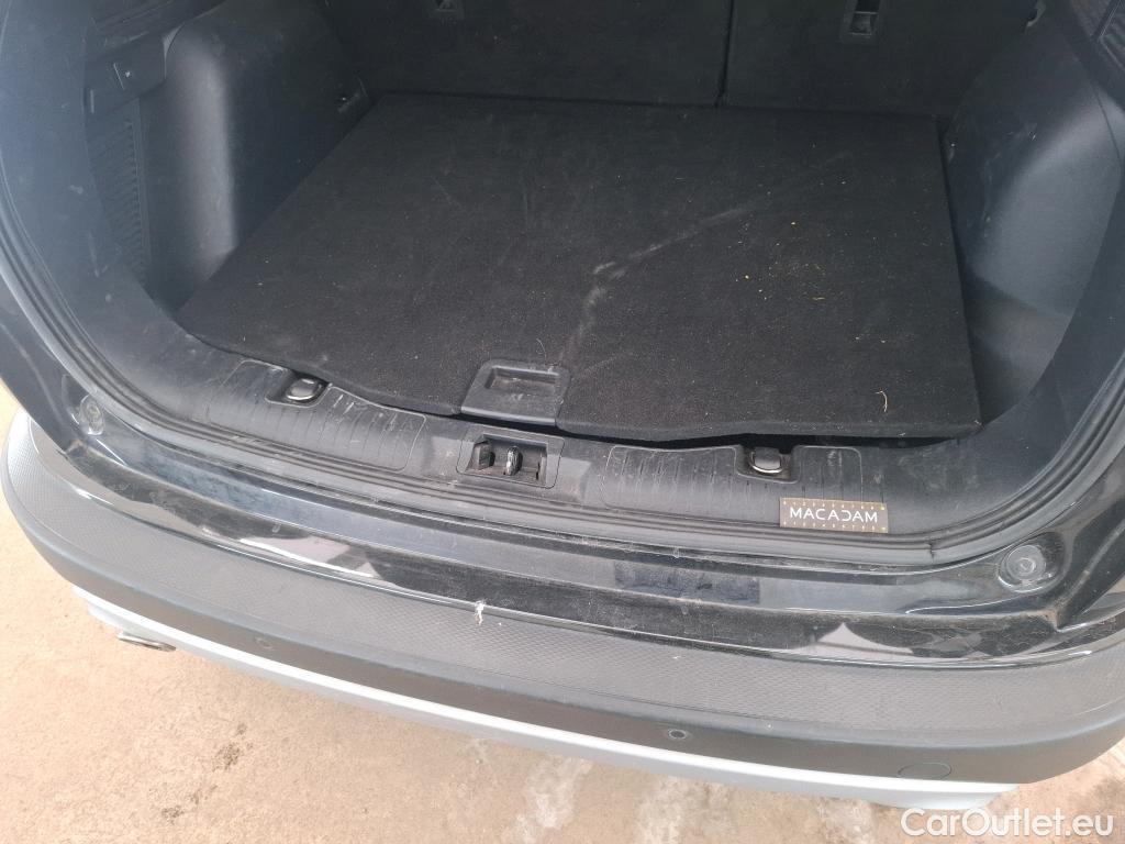  Ford  Kuga FORD  / 2019 / 5P / SUV 2.5 Dur 225 hybrid PHEV Pshift Titanium #14