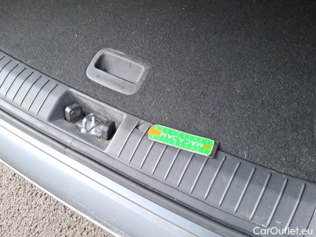  Hyundai  Konna HYUNDAI Kona / 2020 / 5P / SUV 1.6 HYBRID 141 EXECUTIVE HEV #15