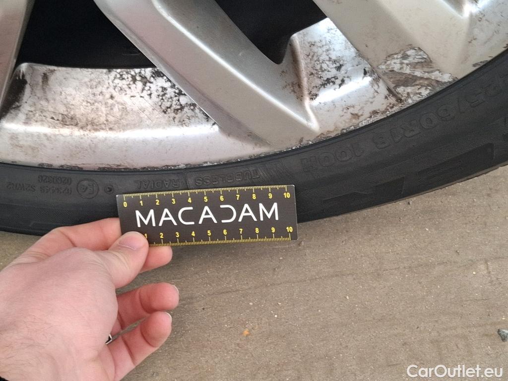  Lexus  NX LEXUS  / 2017 / 5P / SUV 2.5 300H Luxe 4WD AUTO #41