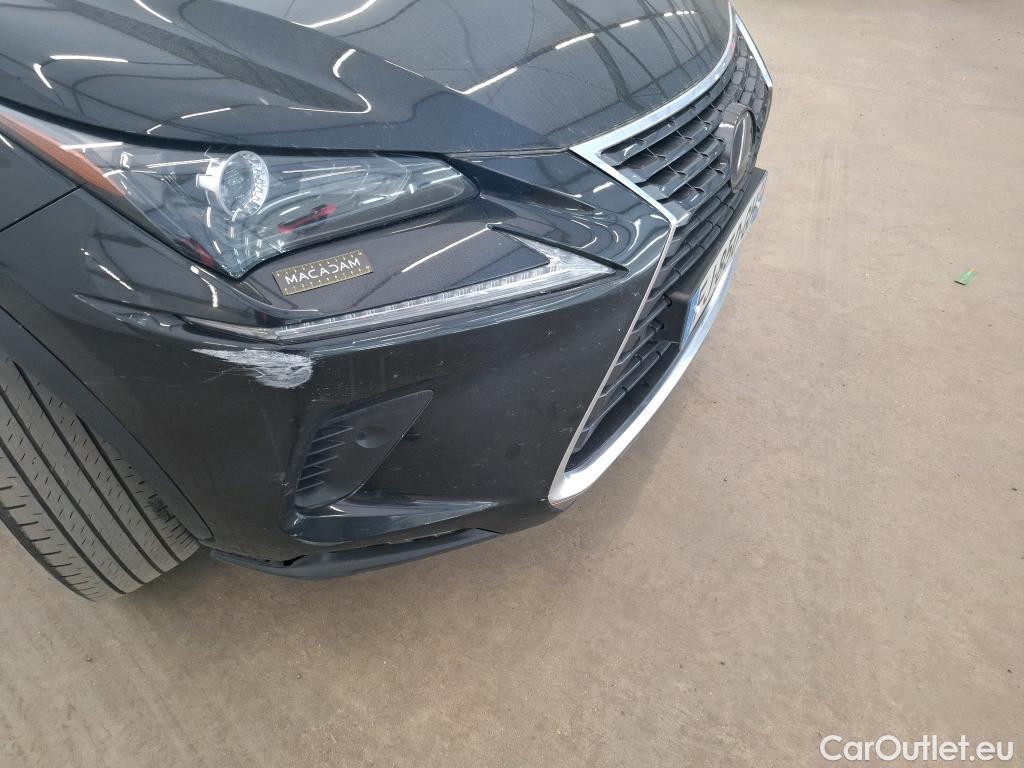  Lexus  NX LEXUS  / 2017 / 5P / SUV 2.5 300H Luxe 4WD AUTO #7