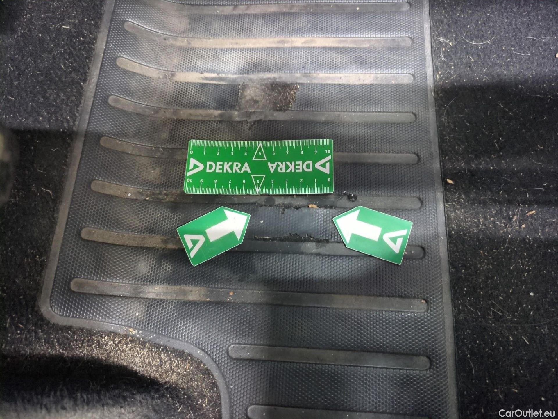  Peugeot  2008  Allure Business 1.5 HDi 110CV BVM6 E6d #33