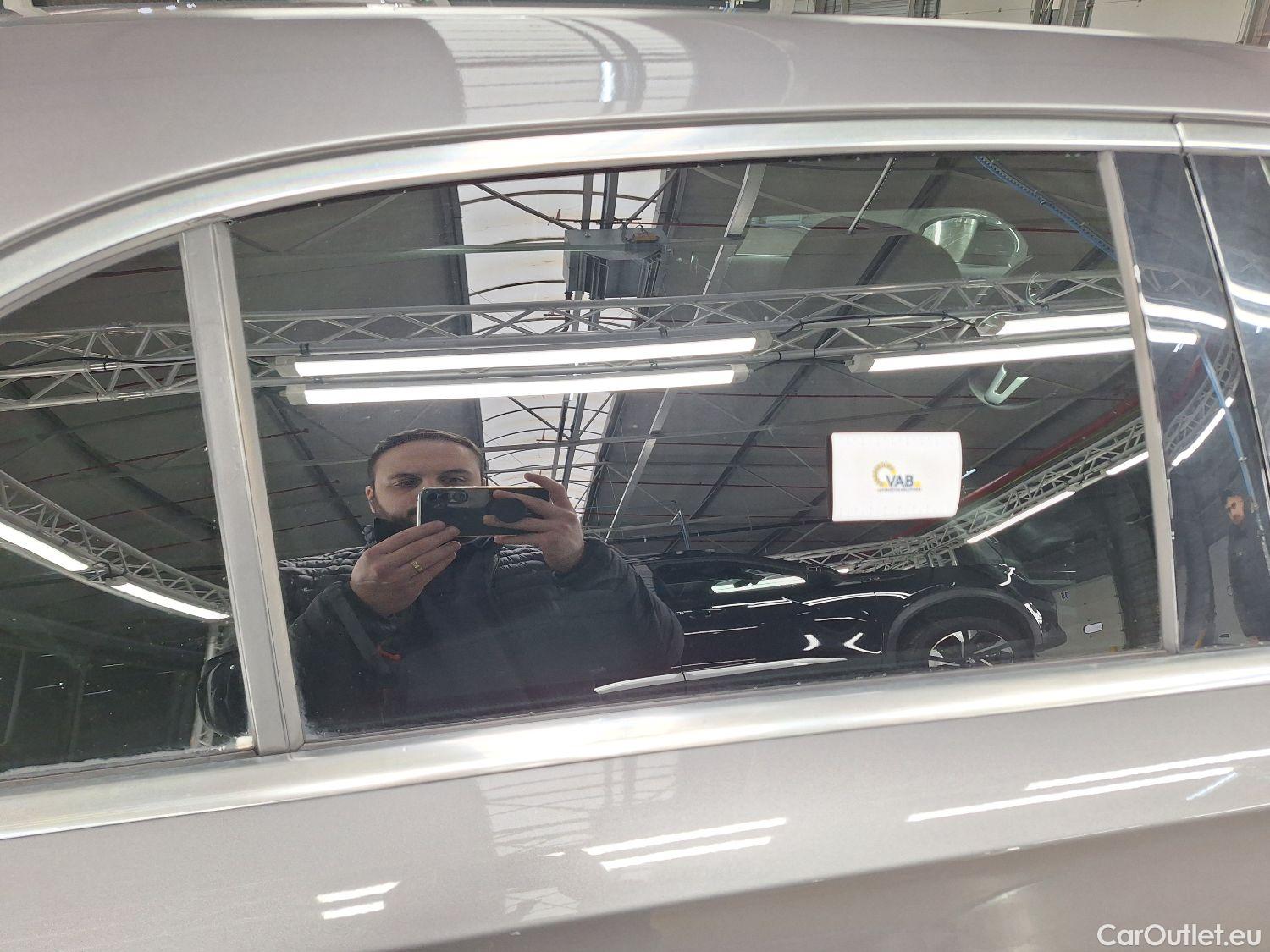  Mercedes  A-Klasse Mercedes, A-Class '18 PHEV, Mercedes-Benz  A 250 e Business Solution 5 #18