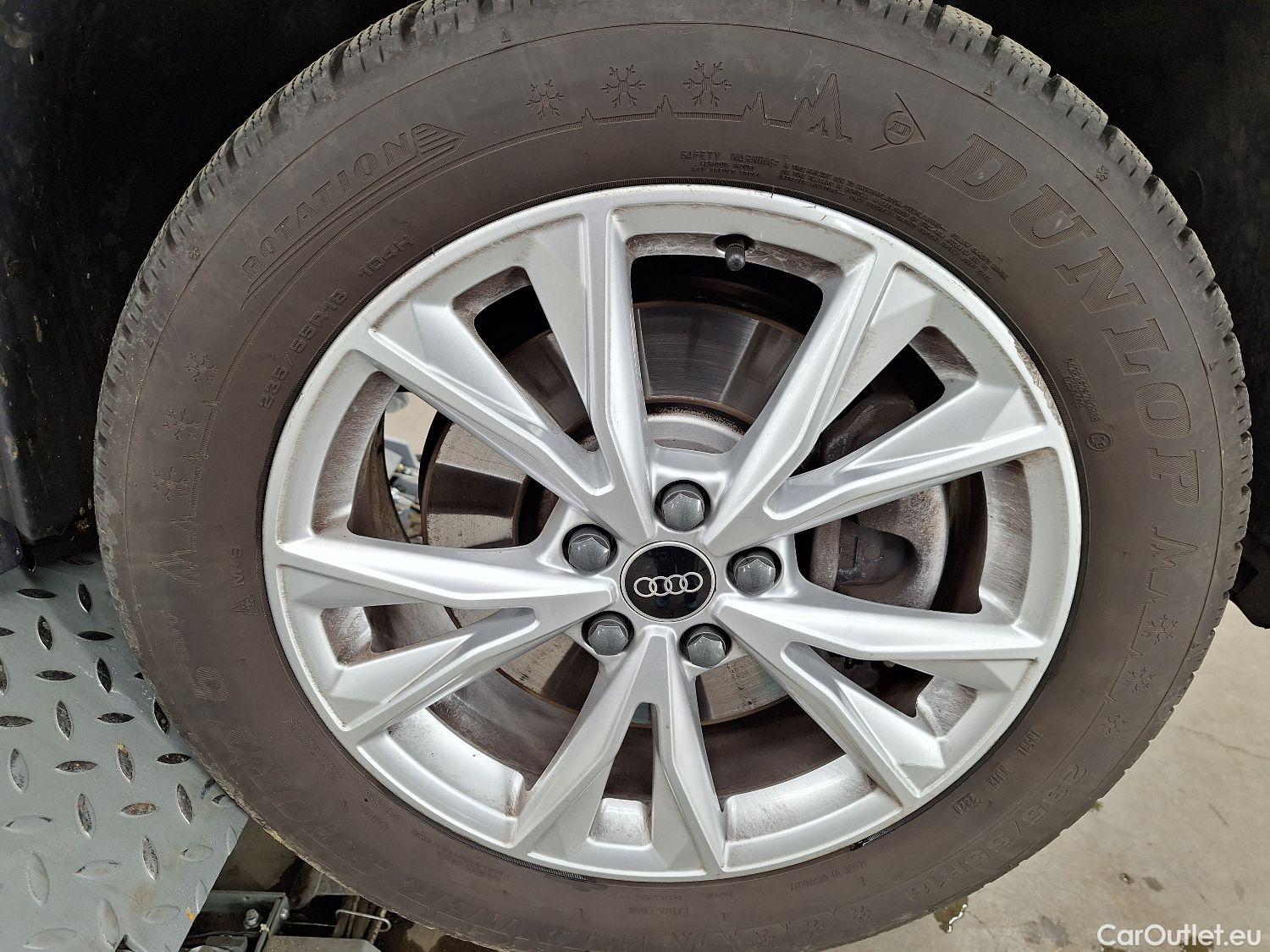  Audi  Q3 Audi,  '18 PHEV, Audi  45 TFSI e S tronic S Line 5d #1