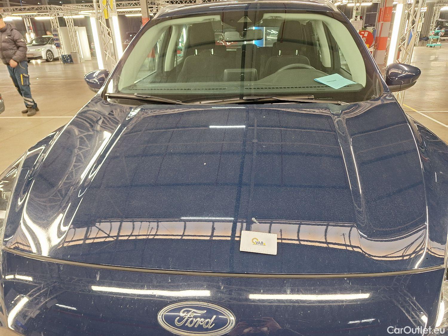  Ford  Kuga Ford,  '19, Ford  2.5i PHEV Aut. 165kW Titanium 5d #75