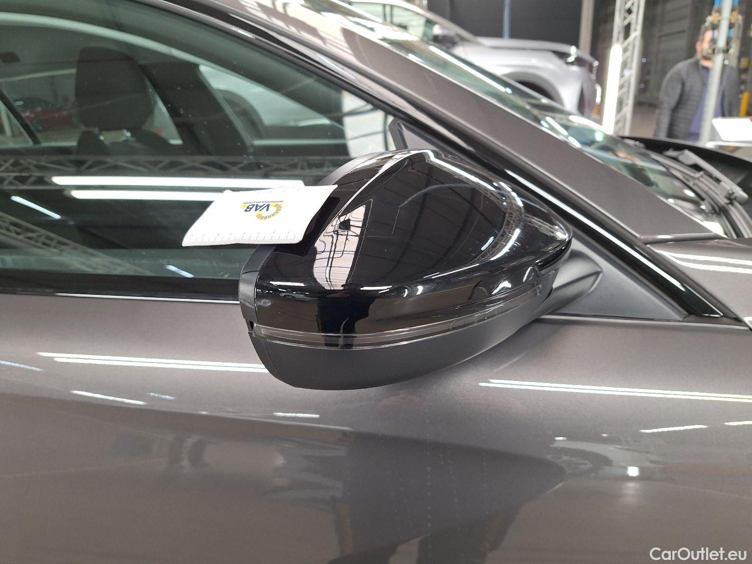  Peugeot  508 Peugeot,  SW '18, Peugeot  SW 1.2 PureTech 130 S&S EAT8 Active Pa #1