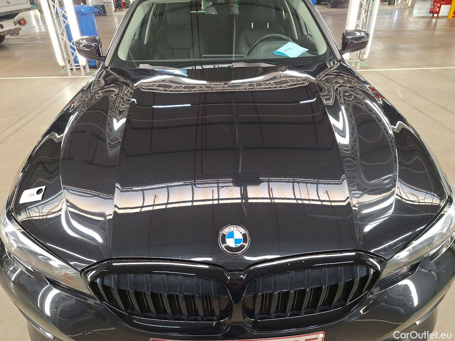  Bmw  Serie 3 BMW, 3-serie Touring '18, BMW 3 Reeks Touring 318dA (110 kW) 5d #3