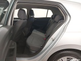  Volkswagen  Golf  Volkswagen VIII 1.0 TSI 81kW Life Business 5d #40
